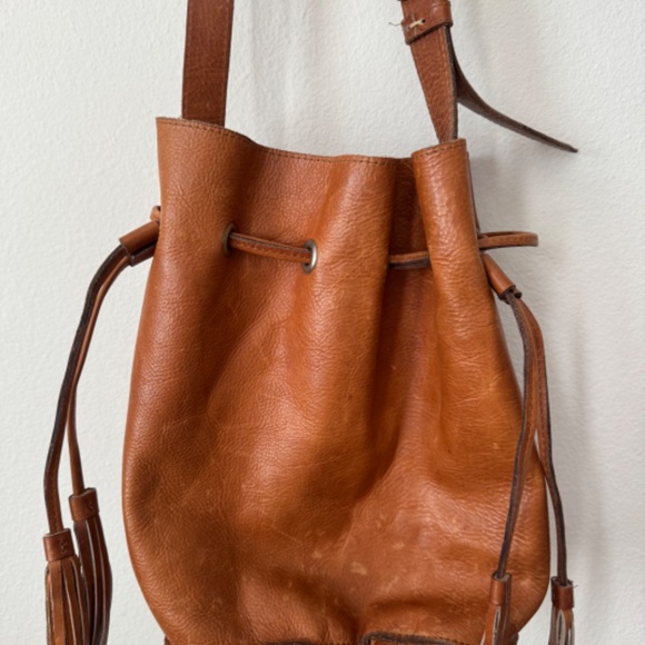 Puro Uta Pin Pin Leather Cross body Shoulder Bucket Bag Cognac - Picture 3 of 10